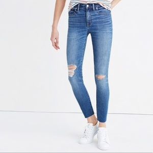 Madewell 9in high rise skinny crop: ripped hem